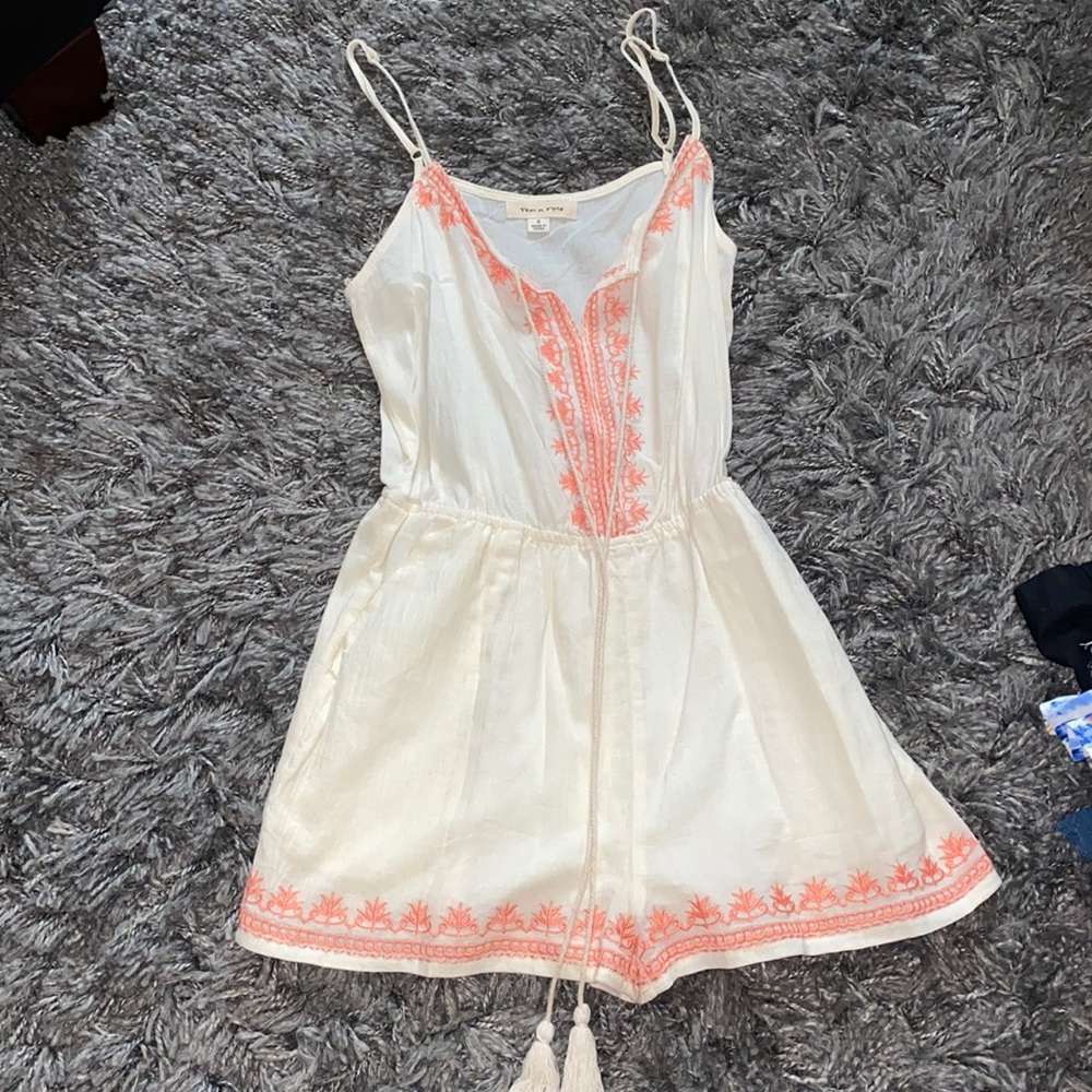 Romper with pockets